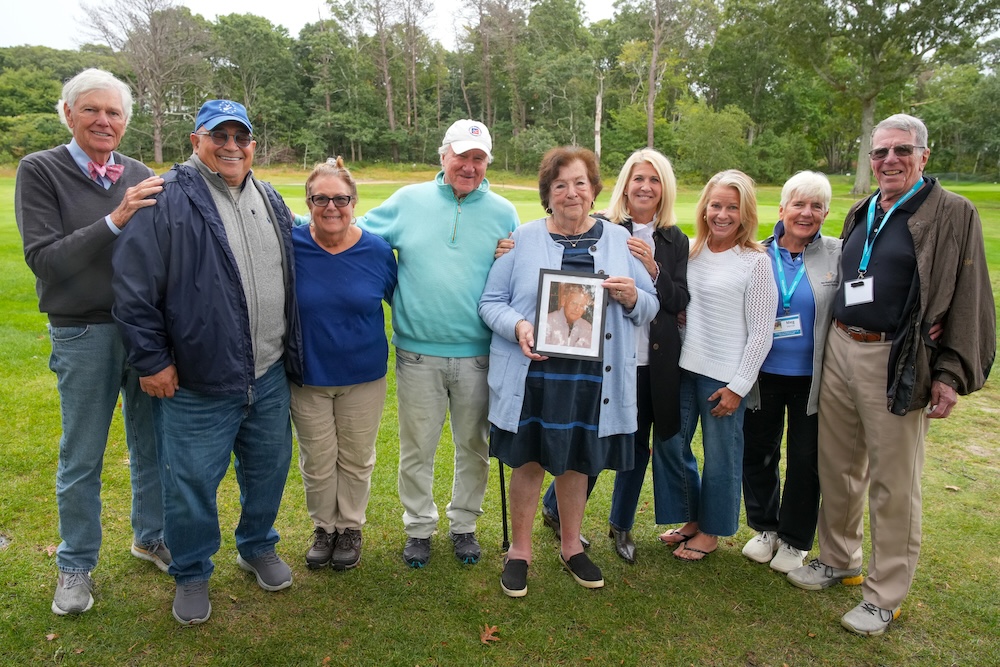 bud lamoreaux family and friends